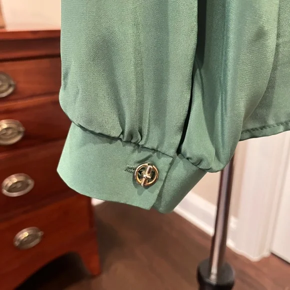 Jack Mulqueen Forest Green V-Neck Button Up Blouse L - Picture 4 of 7